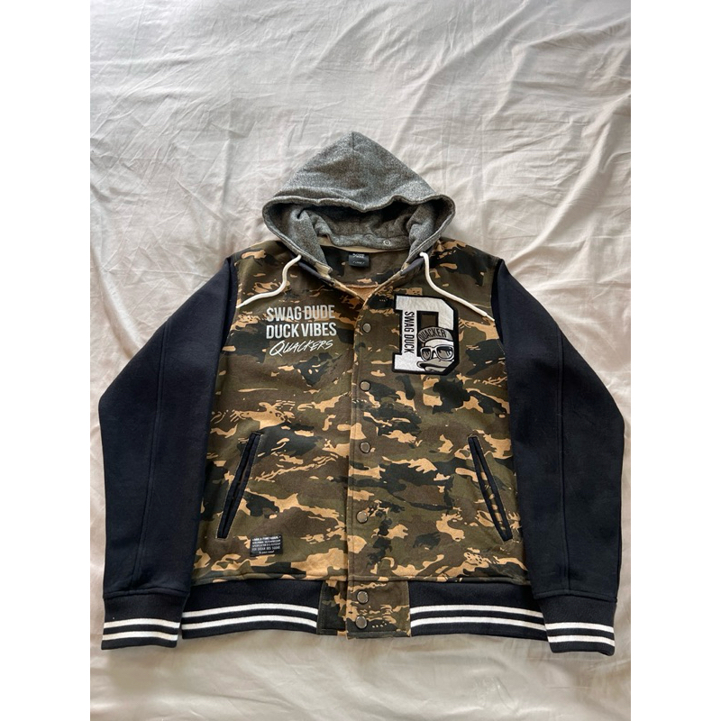 สเวตเตอร์ฮู้ด ลายทหาร ป้ายคอ B ONE SOUL