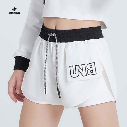 UNBOUND SECRECY SHORTS กางเกงวิ่งขาสั้นสีขาว