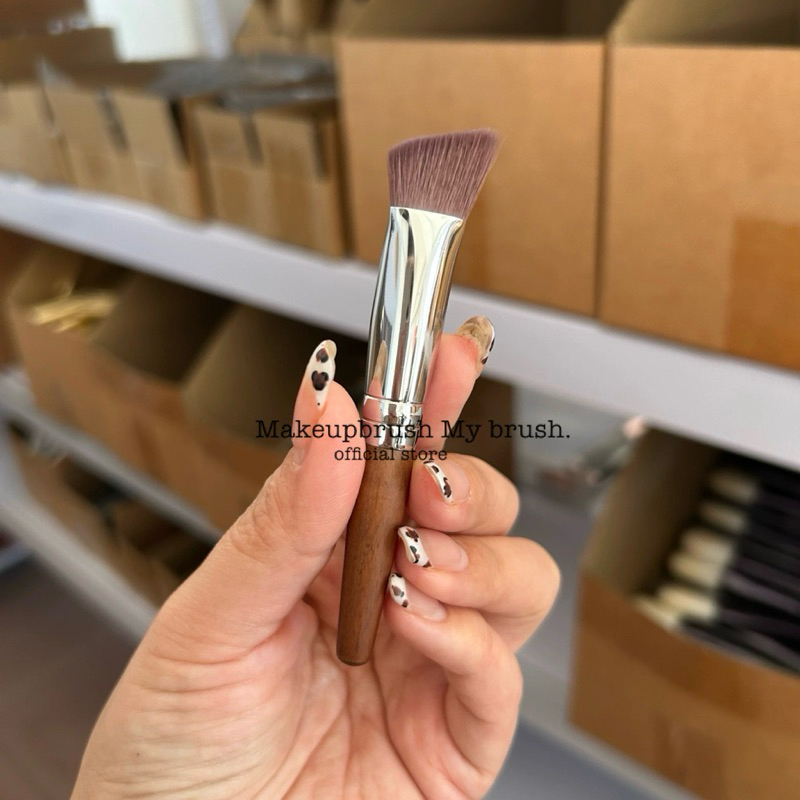 Makeupbrush ร้านไทยแท้ แปรงลงคอนซิลเลอร์สามเหลี่ยมมินิ รูปที่ 4