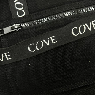 COVE DayTrip Laptop Tote (Defect - ลด 30%) กระเป๋าสะพายข้าง ใส่แลปท็อป 15 นิ้ว ผ้าแคนวาส กัน