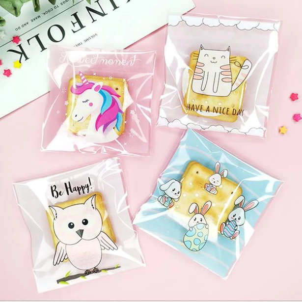 [ถูกมาก ขายดี !] ถุงฝากาว 10*10 ซม แพคละ95-100 ใบ ใส่บราวนี่และคุกกี้ต่างๆ