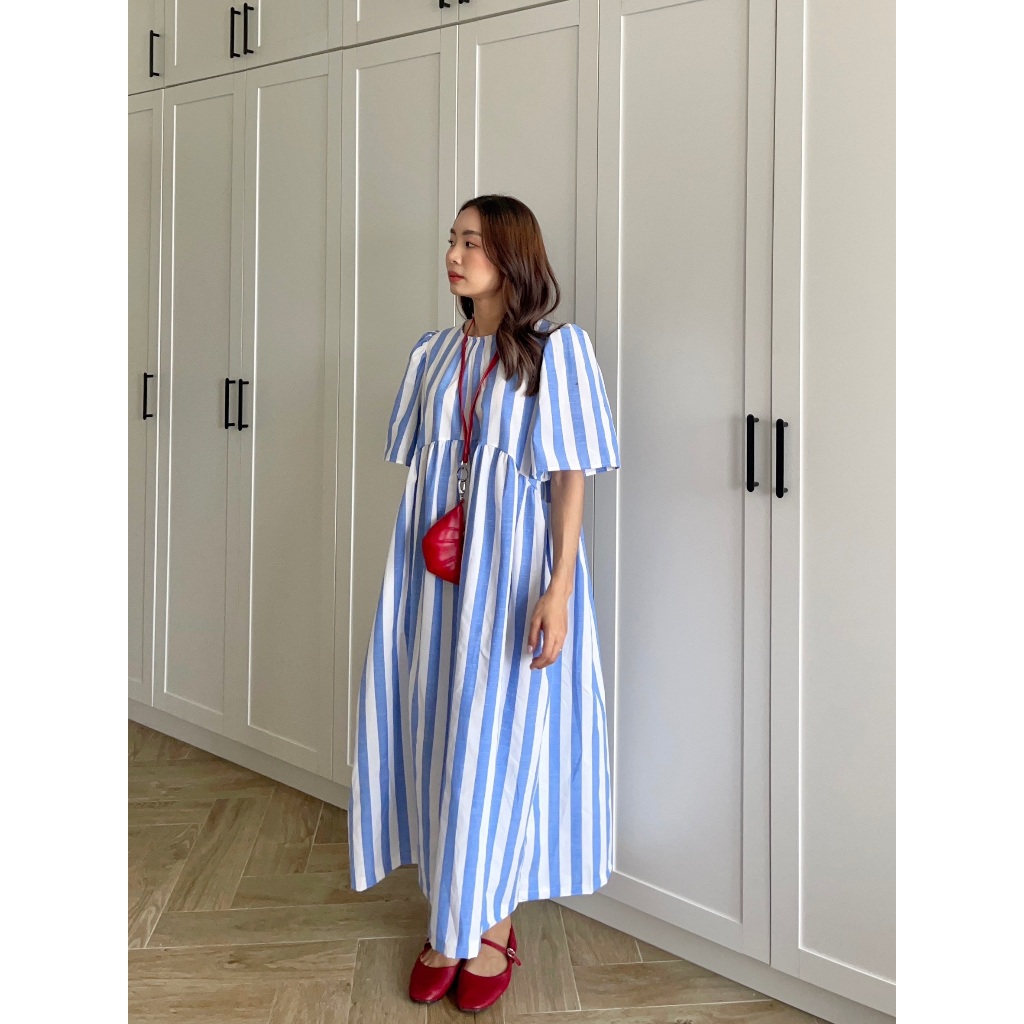 CHAWY Strip blue dress 🌟🌎 C4548  เดรสยาวมินิมอล เดรสมินิมอล - รูปที่ 4