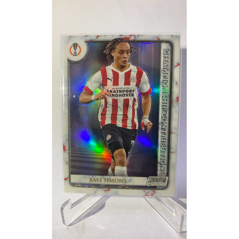 การ์ดนักฟุตบอลสำหรับสะสม Xavi Simons TOPPS Stadium Club Chrome 2024