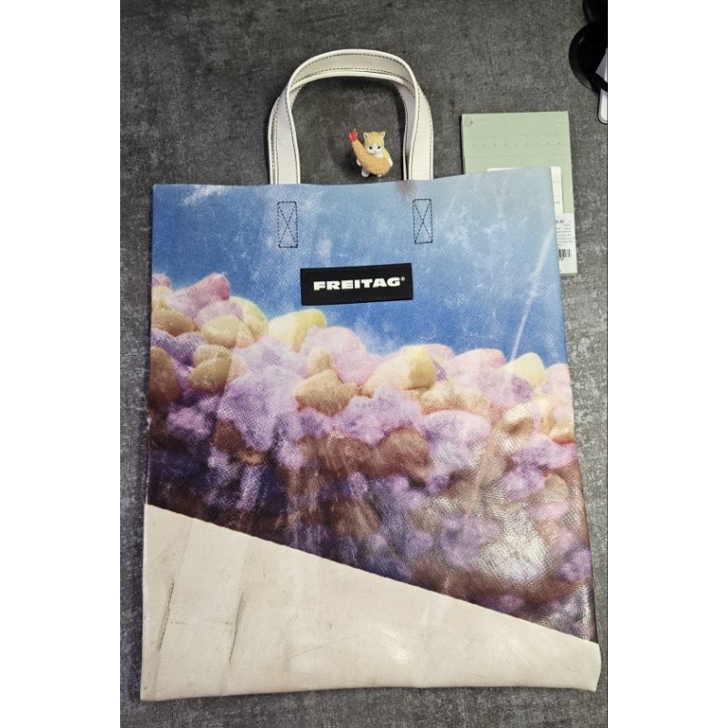กระเป๋า Freitag F52 MIAMI VICE  ลายกราฟฟิก