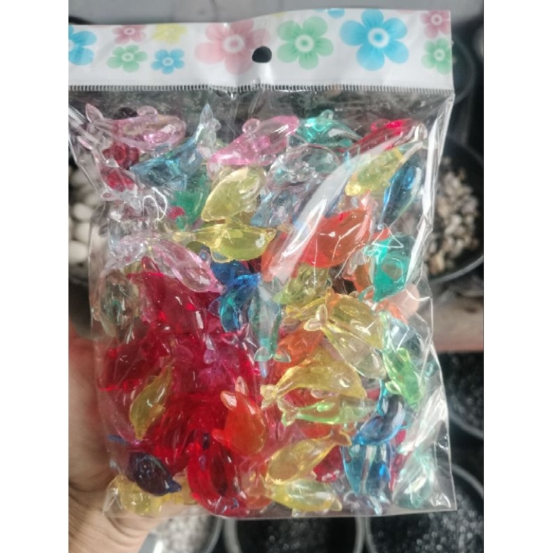 ปลาโลมา เป็นพลาสติก คละสี ตกแต่งตู้ปลา