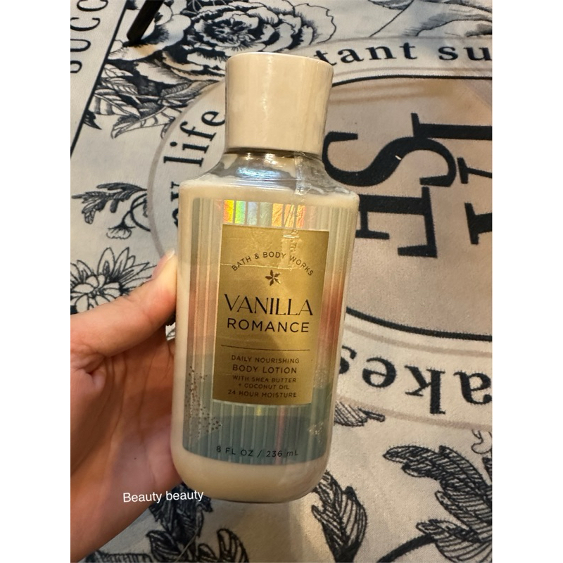 Bath & Body Works Vanilla Romance Body Lotion 236ml.