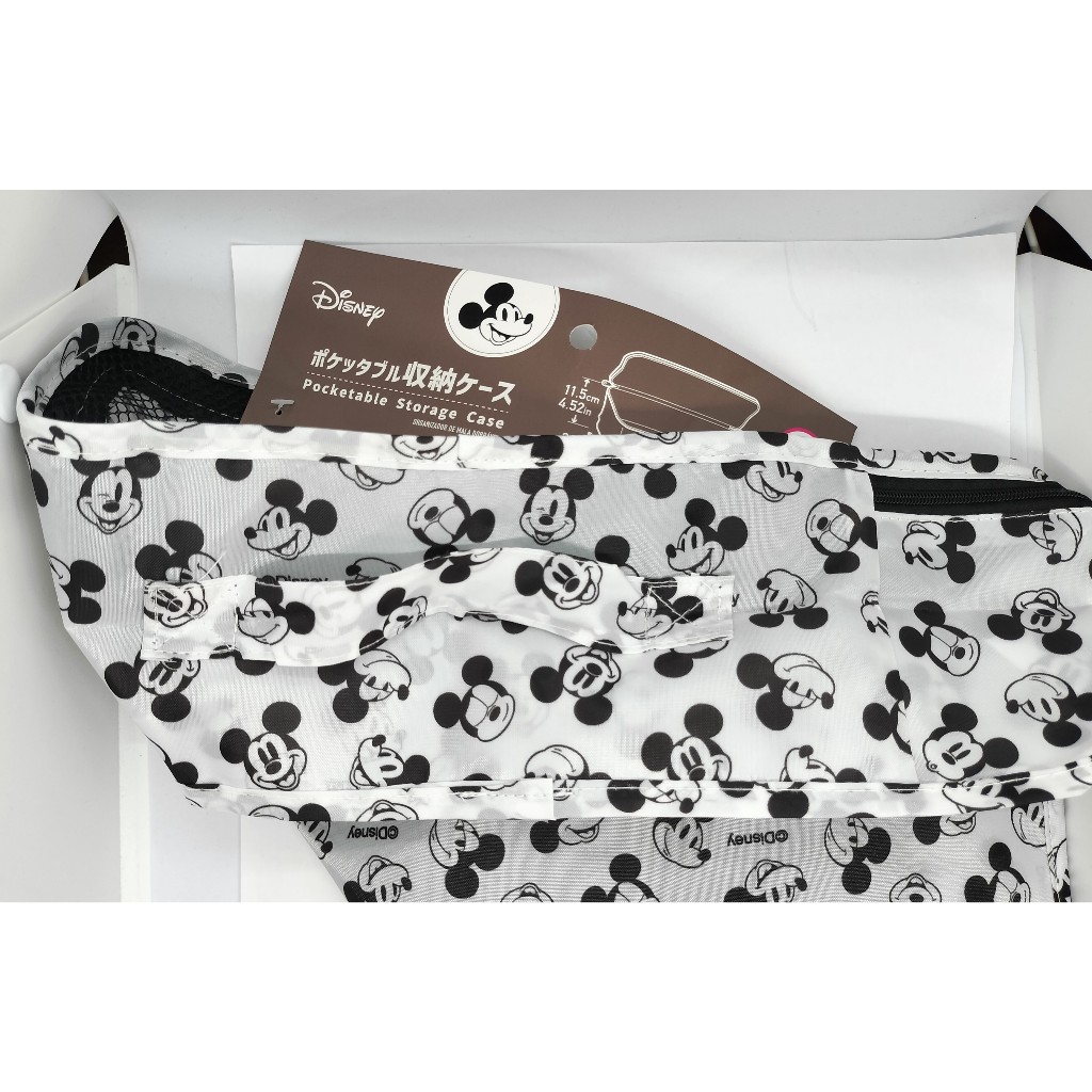【Direct from Japan】กระเป๋า ใส่ เสื้อผ้าของใช้ หรือ กล่องเก็บของแบบพกพา Pocketable Storage  Case Disney Mickey