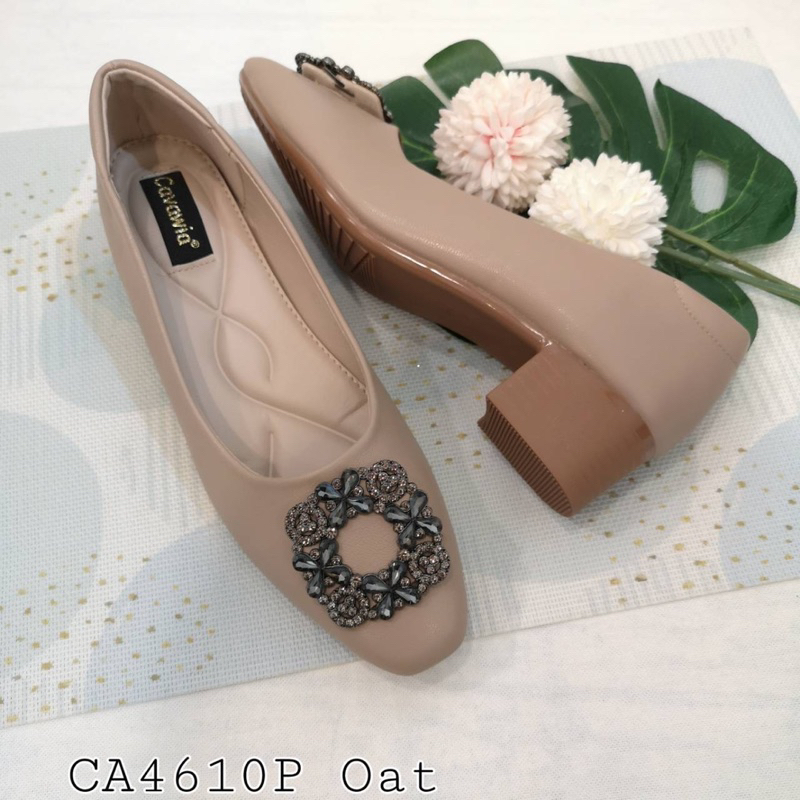 🧊💎NEW🧊💎รองเท้าคัดชูหน้าเพชรพื้นกันลื่นแบรนด์cavawiaไซส์36-40