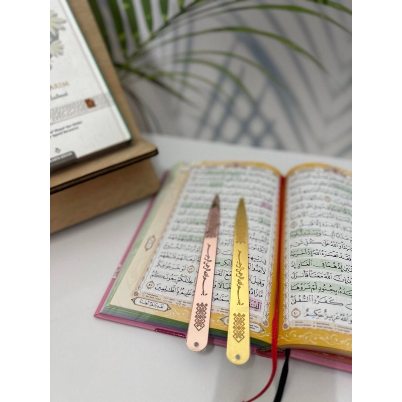 ไม้ชี้อัลกุรอ่าน วัสดุอะครีลิค มี2 &สี