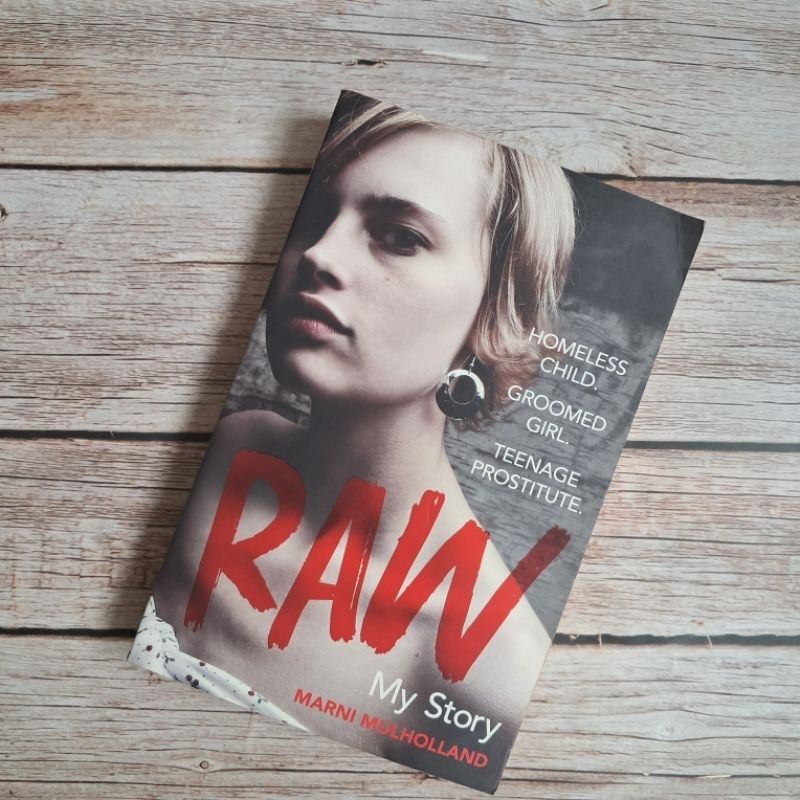 #มือสอง#Non-fiction: Raw: My Story : Marni Mulholland.