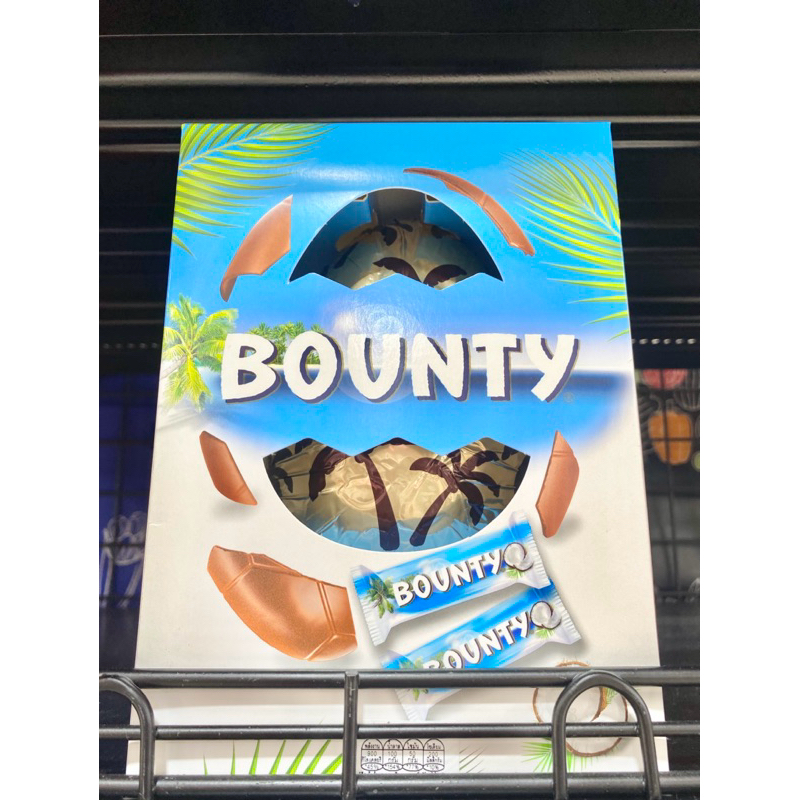 BOUNTY MILK CHOCOLATE LARGE EASTER EGG 177g. /CADBERRY CHERRY RIPE CHOCOLATE EGGS 171g. ช็อกโกแลตรูป