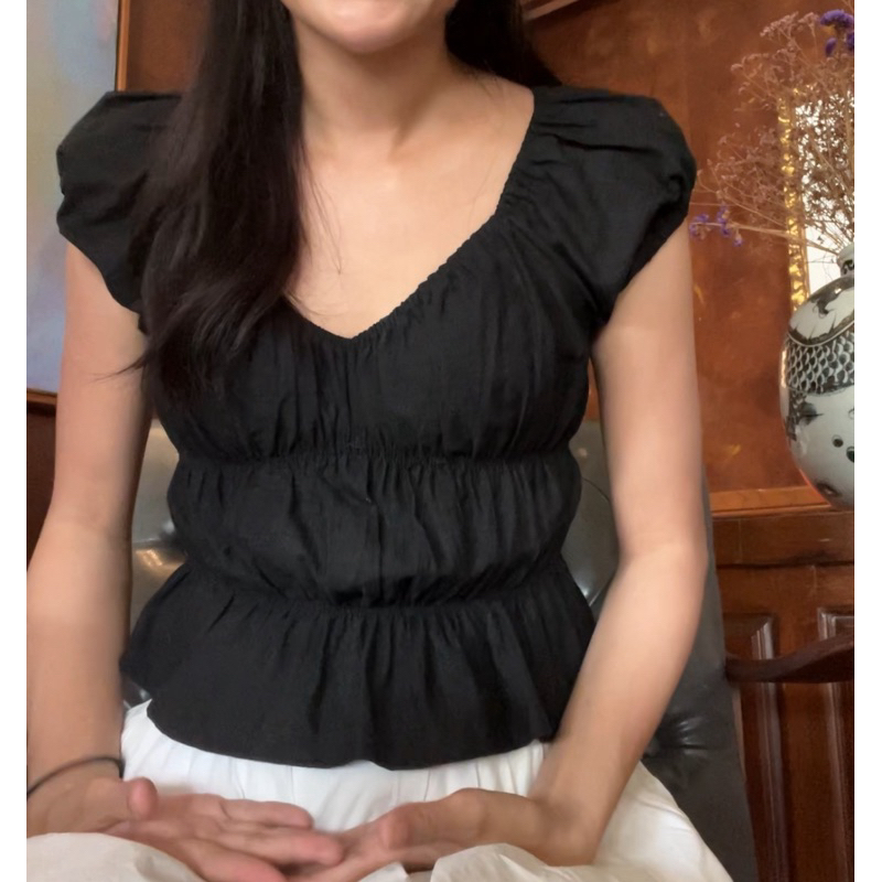 #28TOP182 🧺 เสื้อแขนกุดคลุมไหล่เว้าคอลึก