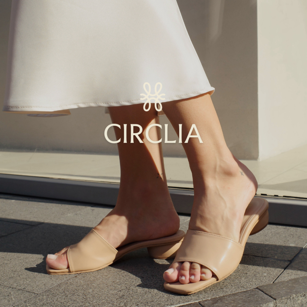 [Clearance] MiniB "Circlia" #mnb078 - รองเท้าแบบสวมหน้าแผ่นมีส้น ใส่สบาย