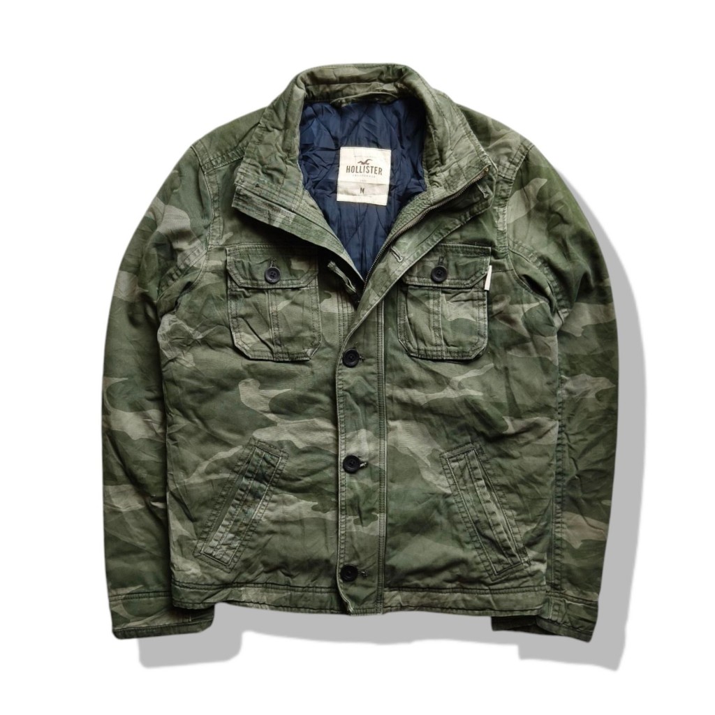 Hollister Camo Trucker Jacket รอบอก 45”