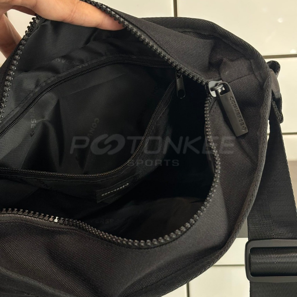 CONVERSE IS MORE POET THAN WAIST BAG กระเป๋าสะพาย คาดอก เอว อเนกประสงค์