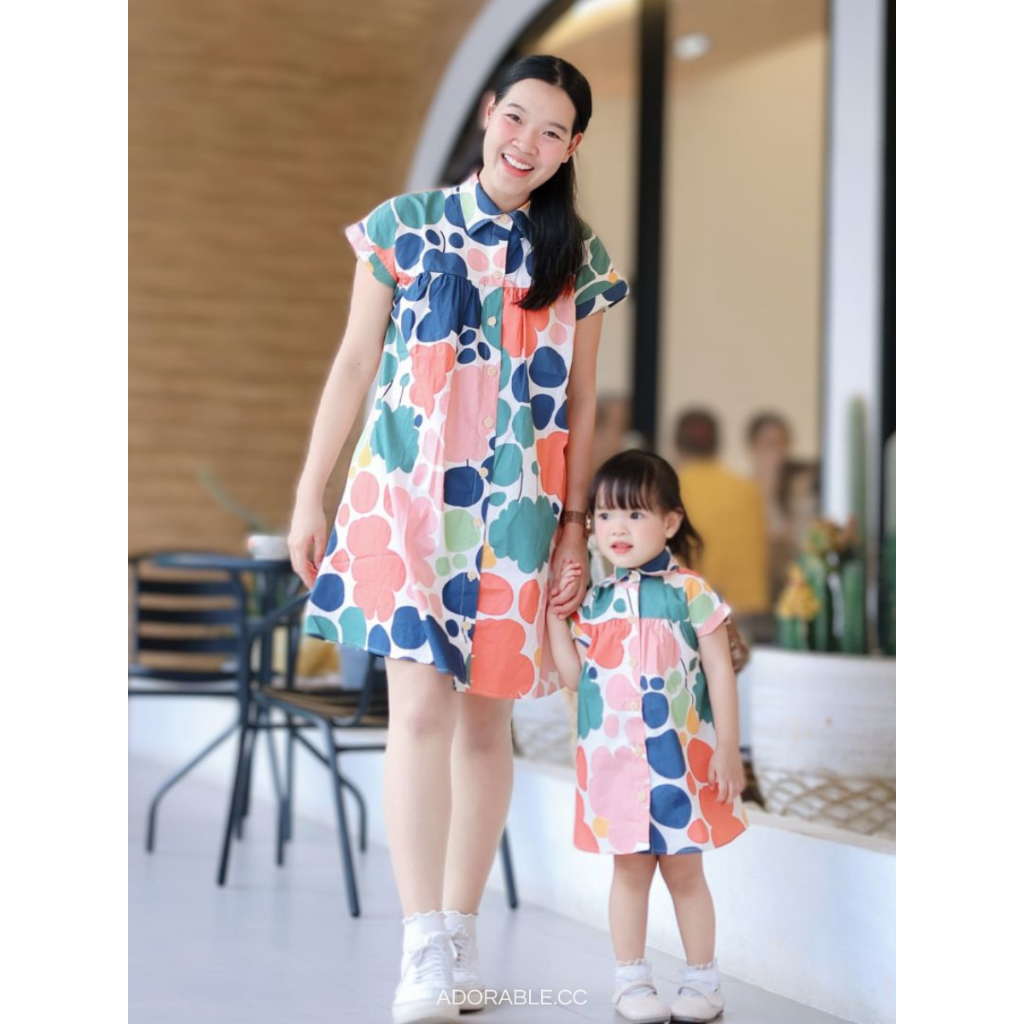 Paint collection 🎨 เดรสแขนสั้นสำหรับคุณแม่ พิมพ์ลายเพ้นท์ สีชมพู
