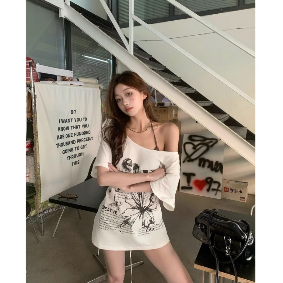 เสือยืด เสื้อยืดออเวอร์ไซส์ ปาดไหล่ ใส่พักร้อน เนื้อผ้านิ่ม#92300 - รูปที่ 7