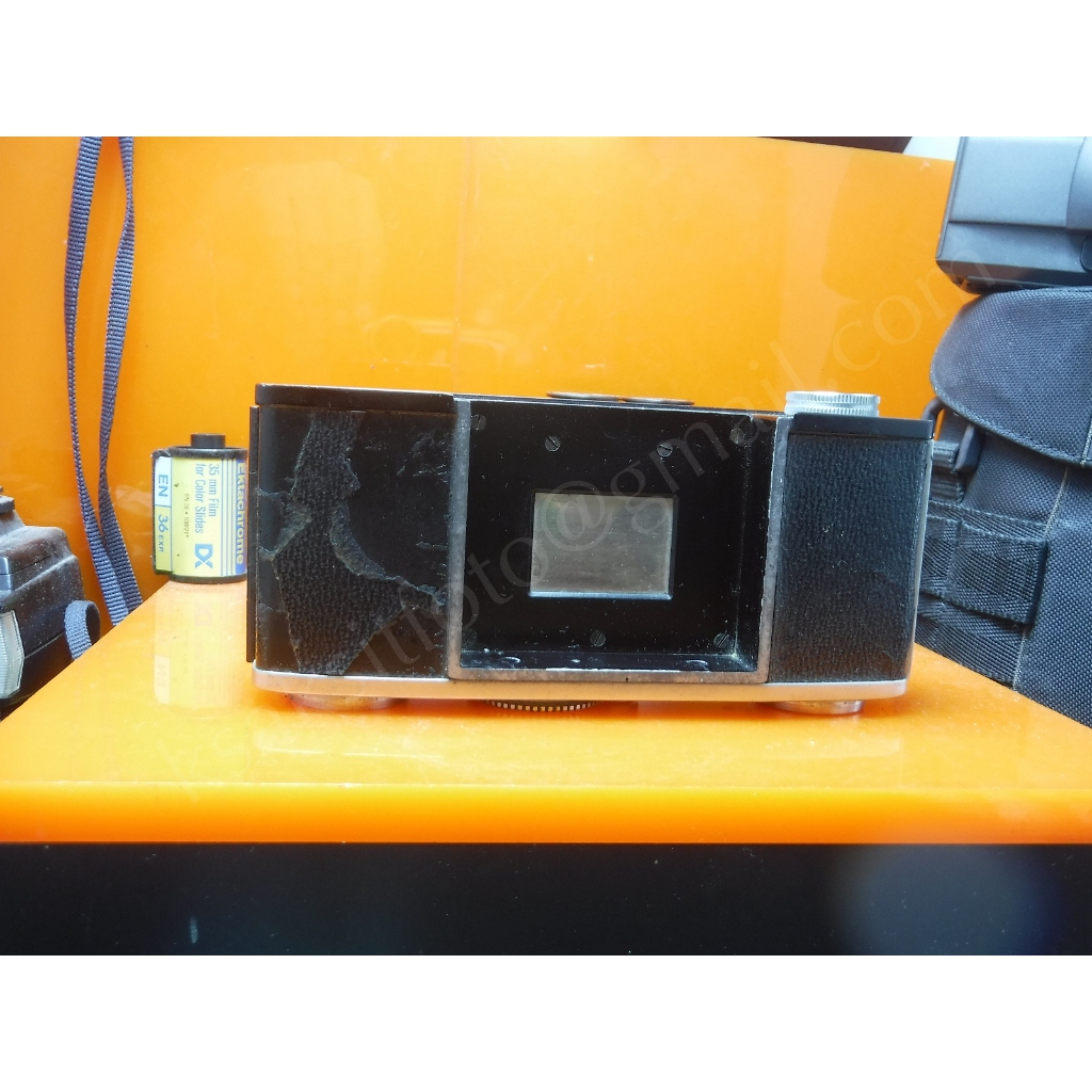 MAMIYA 35 INTERCHANGEABLE MAGAZINE BACK for MAMIYA SEKOR 35mm CAMERA