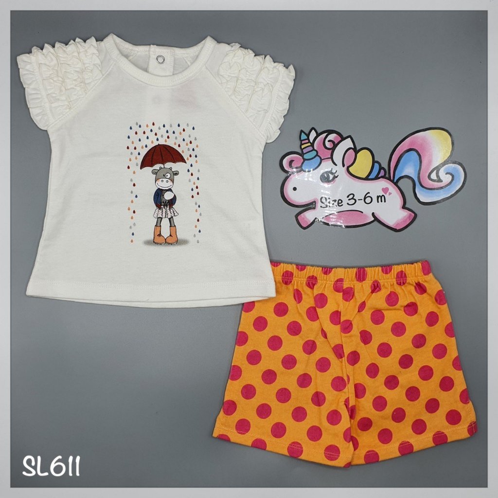 เสื้อและกางเกง สำหรับเด็กหญิงวัย 3-6 เดือน  เสื้อขาวและกางเกงลายจุด SL611