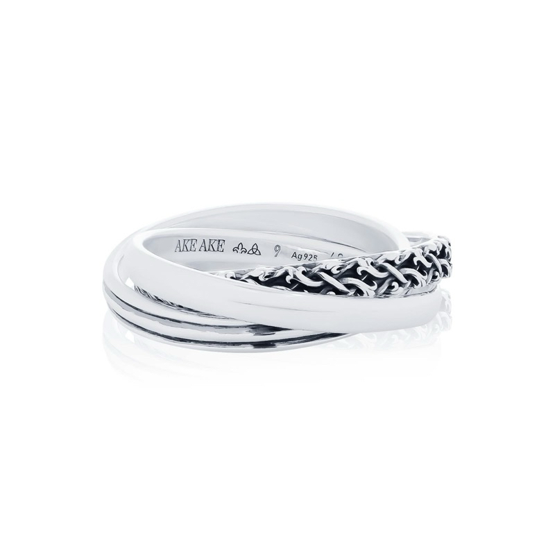 AKE AKE The Fierce-de-lis Braided 3.0 ring -Entanglement แหวนเงินแท้ 925 แกะมือลงดำขับลาย