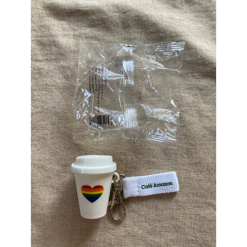 พวงกุญแจ                             cafe amazon