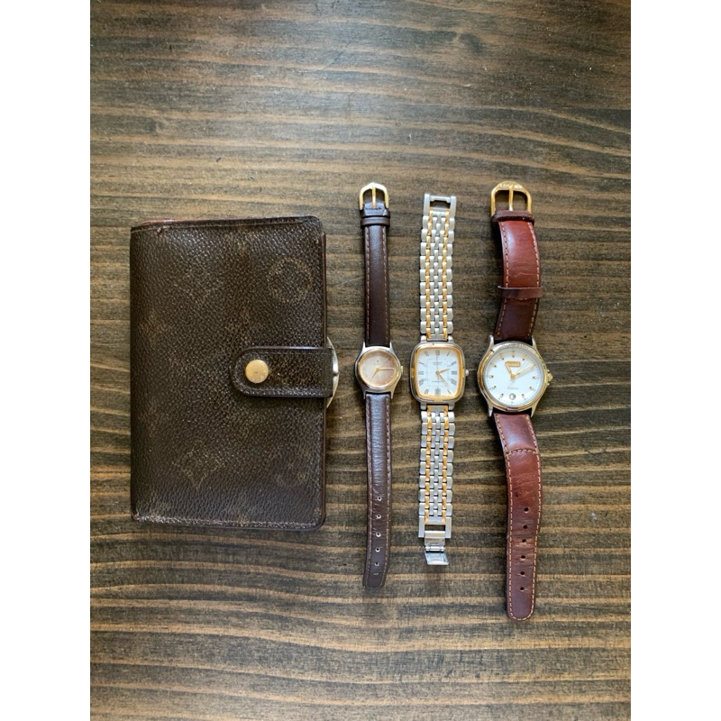 กระเป๋าLV แท้มือสองพร้อมนาฬิกาของแท้