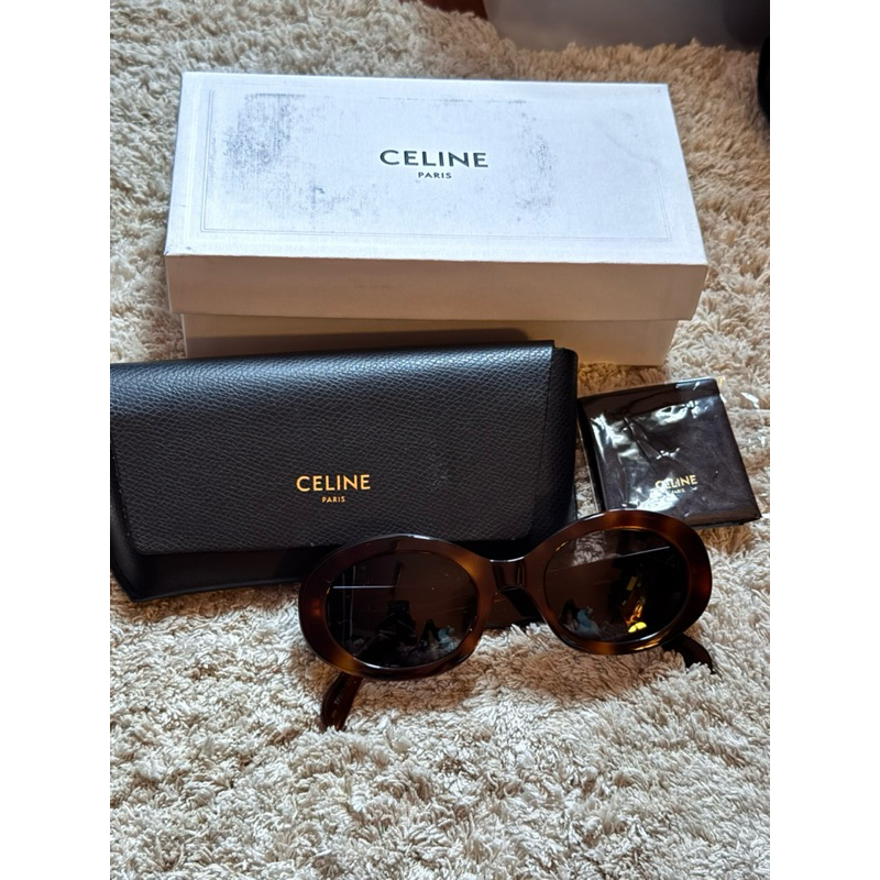USED แว่นกันแดด celine triomphe
