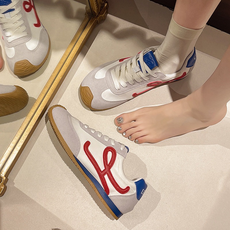 รองเท้าผ้าใบสตรีสไตล์เกาหลี รองเท้าลำลองของนักเรียน เบาสบาย กันลื่นและทนต่อการสึกหรอ - รูปที่ 6
