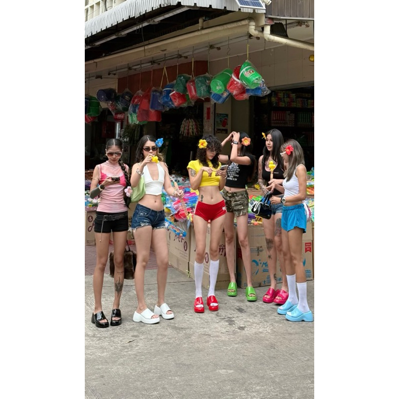 {พร้อมส่งครบสี}รองเท้าส้นตึกสีสันแบบตัวแม่ใส่สวยขายาวเพรียว#รุ่นชาลอต