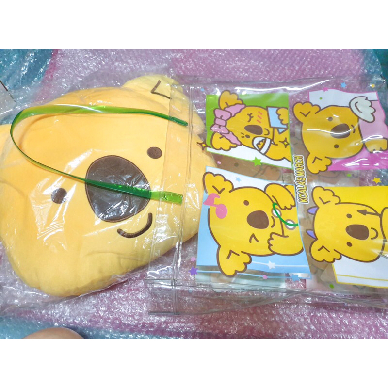 Koala’s Marchหมอนหมีโคล่าขนาดใหญ่43x35cm.+กระเป๋าหมีโคล่าpvcขนาด35x35cm.ขายเป็นเซ็ตหมอน+กระเป๋า