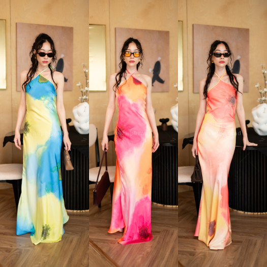 พร้อมส่ง Maxi เดรสคล้องคอเว้าหลังลายดอกไล่สี งานป้ายvshopbrand