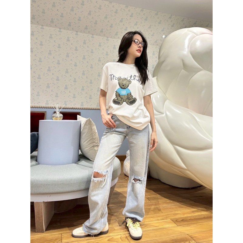 Mar Bear T-Shirt 🧸🩵(330฿)เสื้อยืดแบรนด์ดังเกาหลี รุ่นใหม่ ดีเทลสกรีนลายโลโก้น้องหมีด้านหน้า ชนช็อปเกาหลีเลยค้า valen - รูปที่ 6