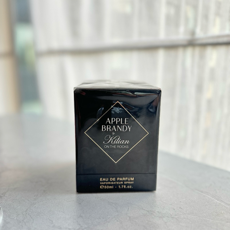 น้ำหอมที่ใช้แล้วสาวติด‼️ กลิ่นหรูแบรนด์ดังจากฝรั่งเศส Apple Brandy on the Rocks by Killian 50 ml.