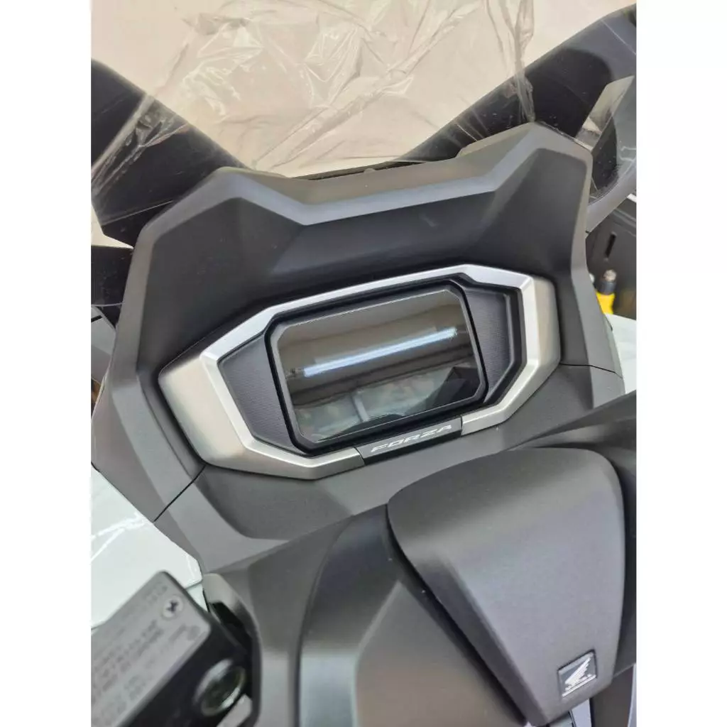 ฟิล์มกันรอยชุดไฟ Honda Forza 2025 (TFT) thumbnail 9