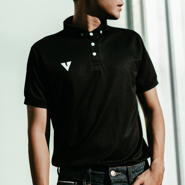 เสื้อโปโล VOLT – Astro Academy Edition Black เสื้อกีฬา ระบายอากาศ สีดำ