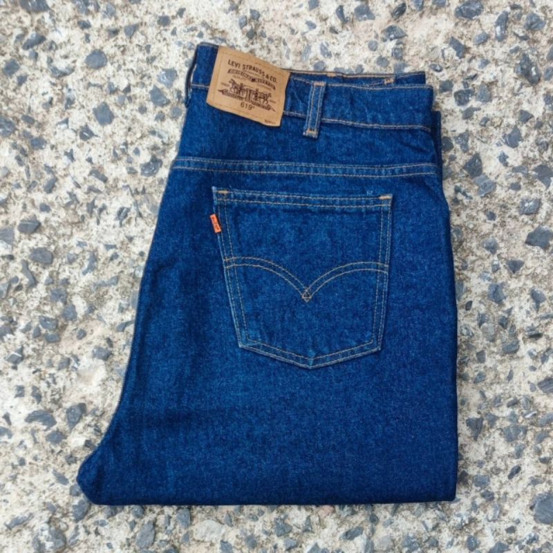 J12/37 กางเกงยีนส์มือสอง 619 เอววัดจริง 37.5" ยาวทั้งตัว 45" ปลายขา 9" ผลิต Canada