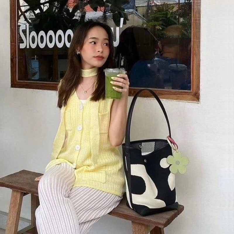 💞ของแท้ 100 %💞𝗥𝗮𝗹𝗹𝘆 𝗧𝗵𝗲 𝗕𝗮𝗴 𝗠𝗮𝗿𝗸 𝗜𝗜/Rally Movement กระเป๋าหนังทรง Bucket ลายโลโก้ Bucket Bag