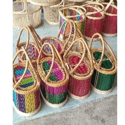 ชุดโครงกระเป๋าคุณนายไซส์ m. พันขอบพร้อมเส้นสาน2มัดคละสีส่ง