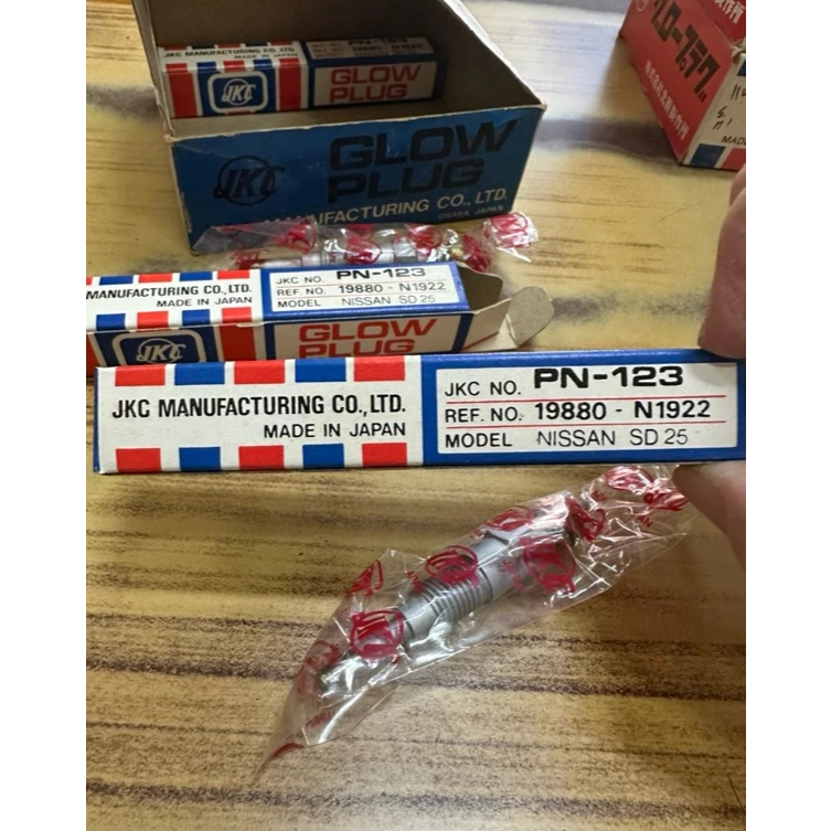 แท้💯| หัวเผา PN-123 NISSAN DATSUN SD22 SD23 SD25 ตรงรุ่น (11V) 12V