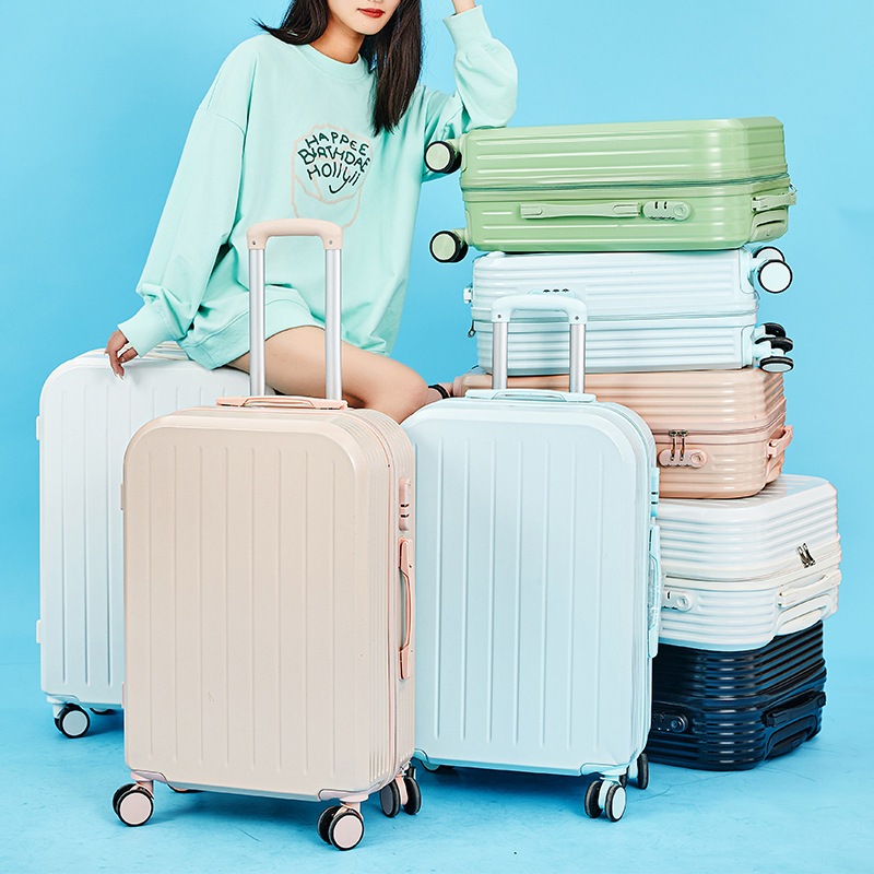 กระเป๋าเดินทาง กระเป๋าเดินทางล้อลาก 20/24/28นิ้ว โครงซิป วัสดุABS+PC แข็งแรงทนทาน 4ล้อคู่360องศา

<p>“><center></p>
<h4></h4>
<p><p><font color=