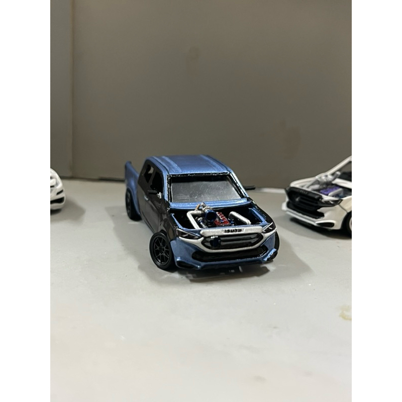 โมเดลรถกระบะเรซิ่นปริ้น3มิติ isuzu d max  ขนาด 1/64