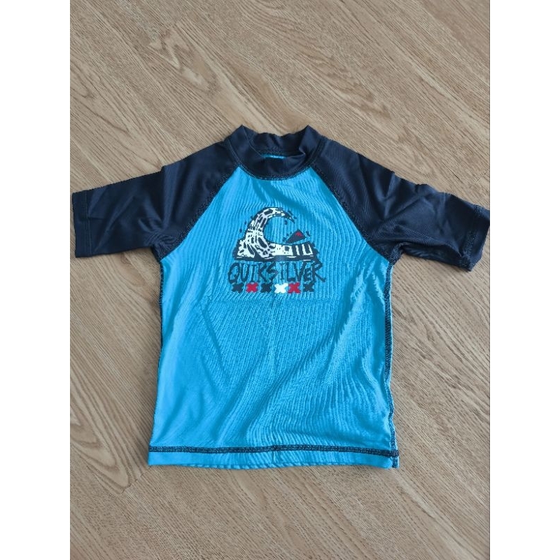 เสื้อว่ายน้ำเด็ก Quiksilver