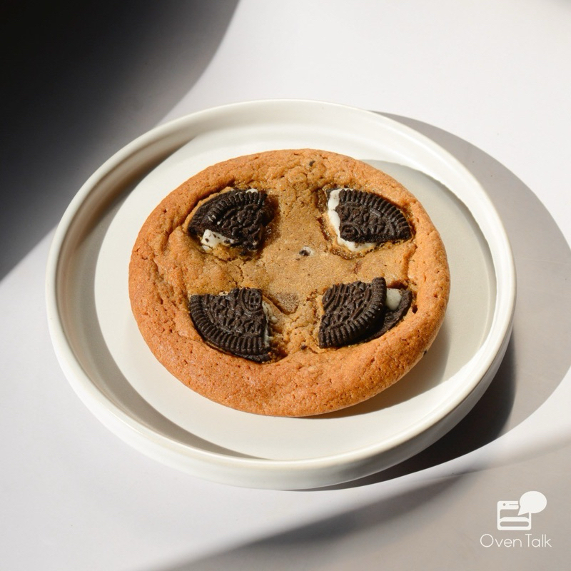 Soft Cookie รส Cookie & Cream ชิ้นใหญ่เท่าฝ่ามือ | Oven Talk