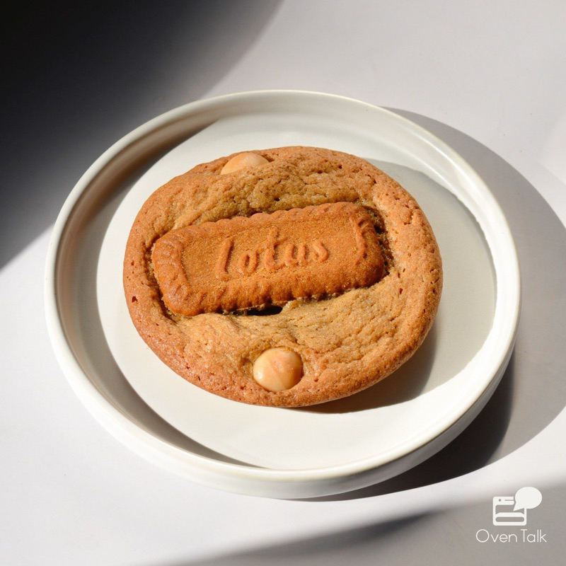 Soft Cookie รส Biscoff Cinnamon ชิ้นใหญ่เท่าฝ่ามือ | Oven Talk