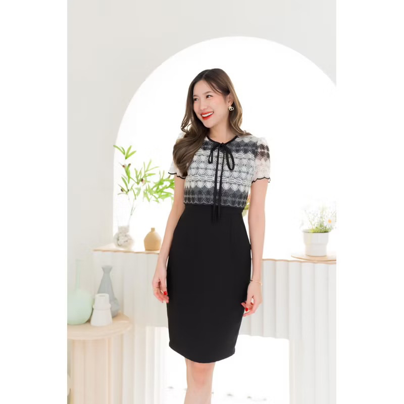 เดรสใส่ทำงานสีตัวเสื้อเป็นลูกไม้ 3 สี ดำ ขาว ครีม ป้าย Gallery Kloset ไซส์ SS (แพทเทิล S แก้ทรงต่อผ้