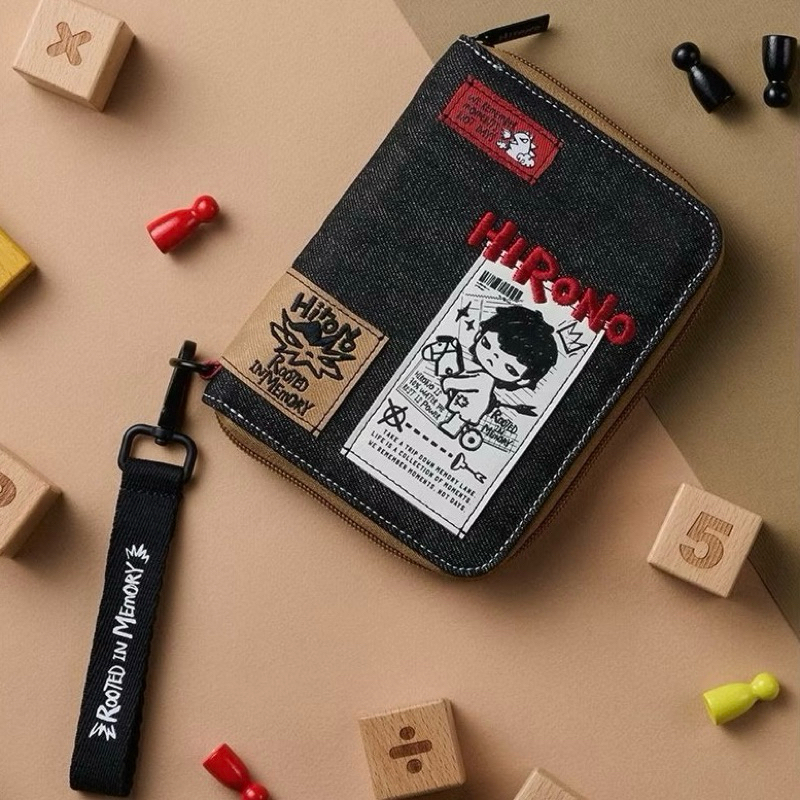 [ พร้อมส่ง ] Hirono Series Passport Bag Travel Abroad Portable Storage Card Case | POPMARTของแท้100%