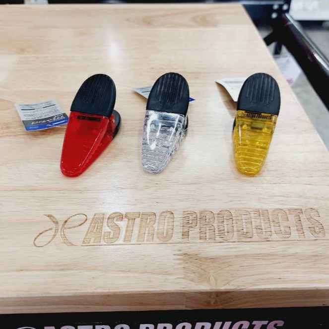 New Item  คลิปแม่เหล็ก มีให้เลือก 3 สี (Magnetic clips are available in 3 colors)