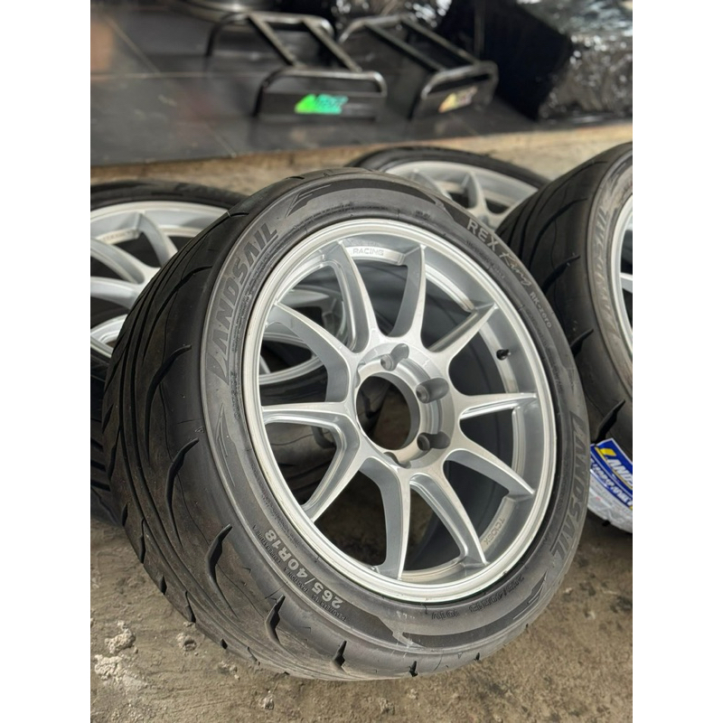 ล้อพร้อมยาง TC105x18”8.5 สีบรอนซ์ รัดยางLANSDAIL265/40/18 ปี2025