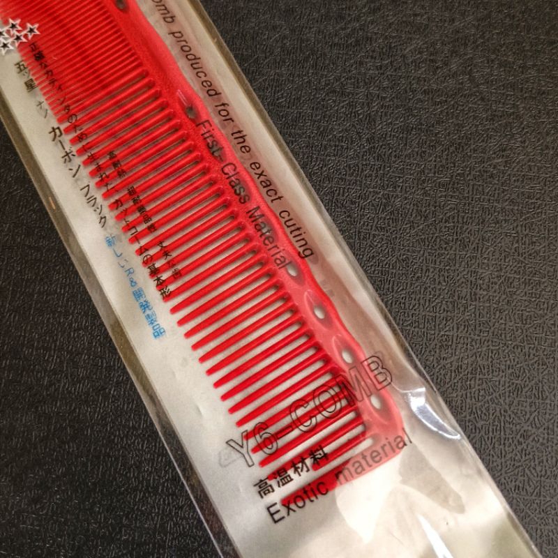 หวีซอย Y.G./COMB สีแดง