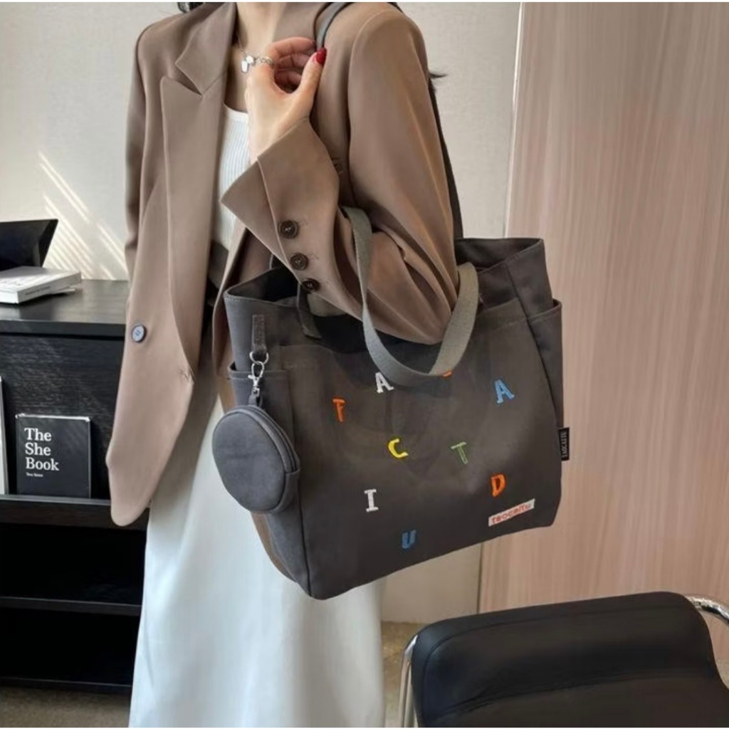 buyplus001 กระเป๋าผ้าแคนวาส สไตล์ญี่ปุ่น ปักตัวอักษร ใบใหญ่ จุของได้เยอะ B-026